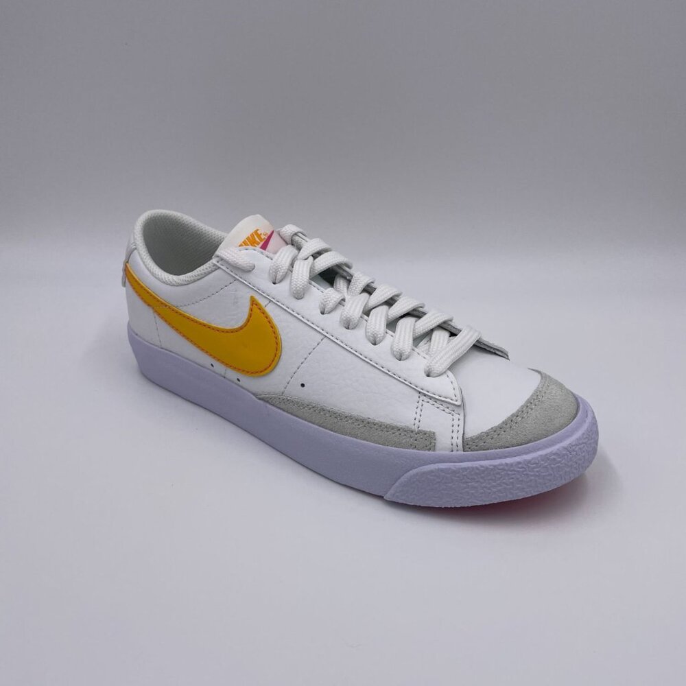 Nike Blazer Low 77' White / Gold Womens Shoes - Picture 7 of 8